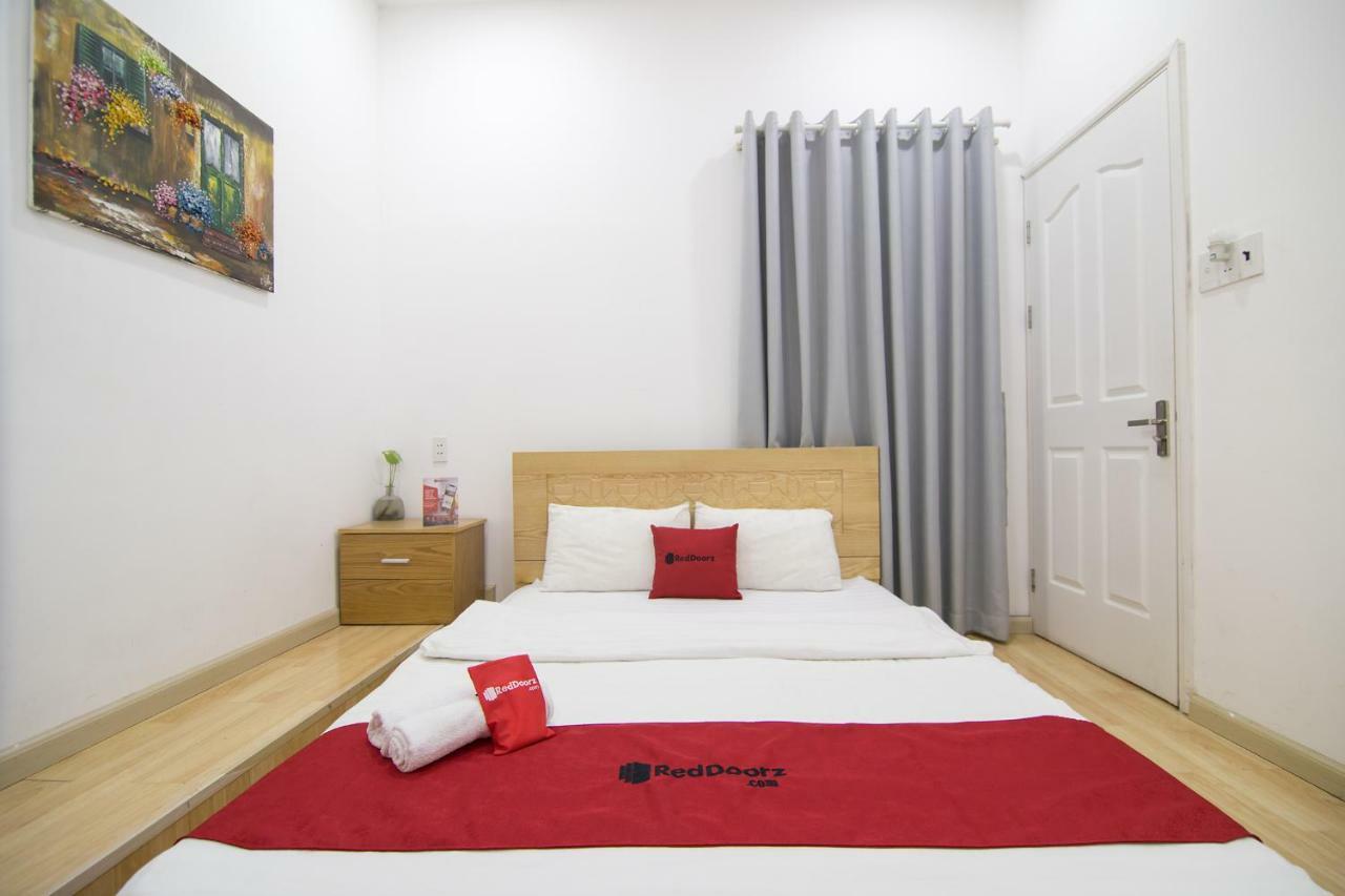 Reddoorz Near Nguyen Hue Walking Street 2 - Dorms Available Ho Chi Minh City Exterior photo