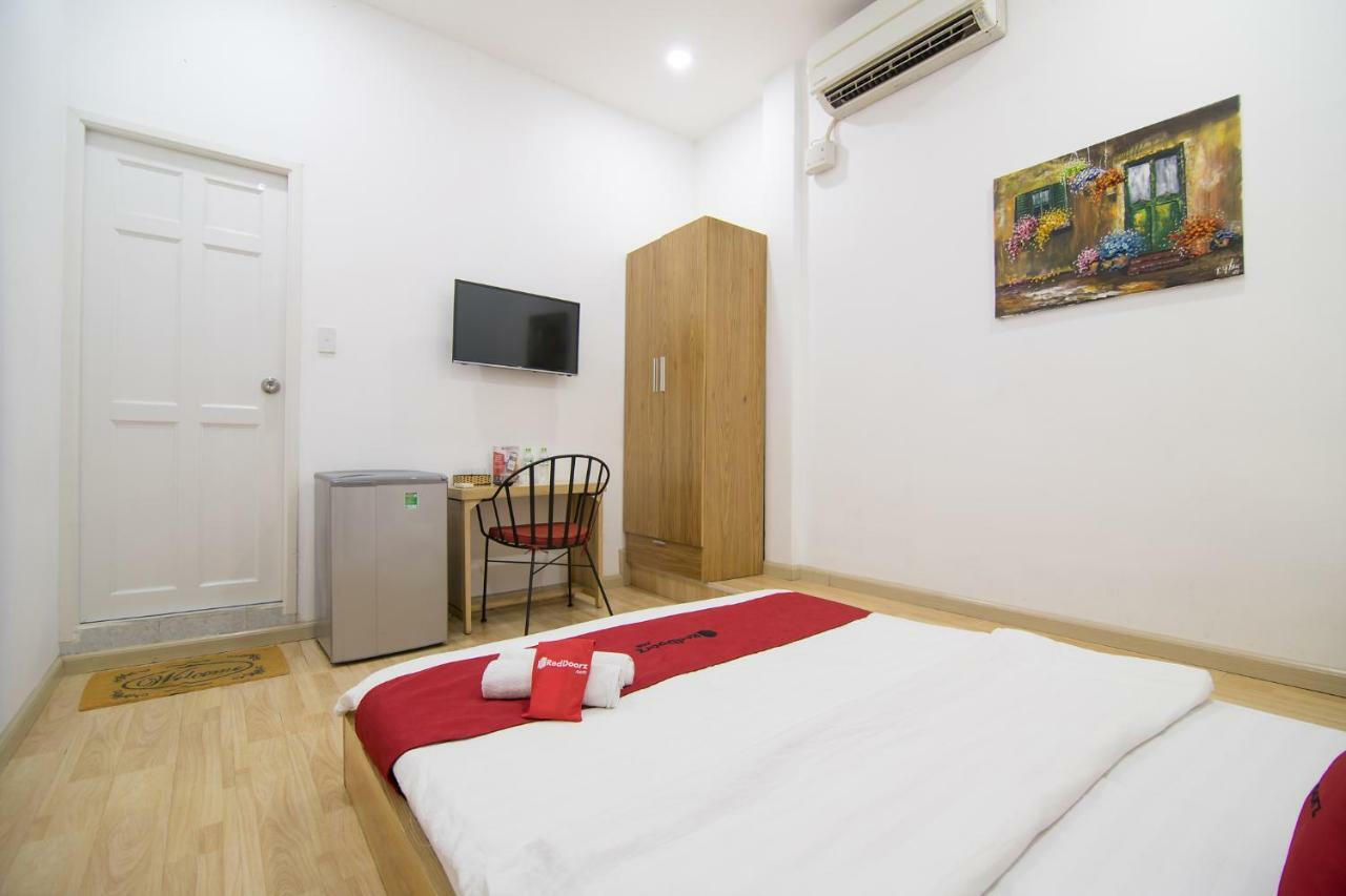 Reddoorz Near Nguyen Hue Walking Street 2 - Dorms Available Ho Chi Minh City Exterior photo